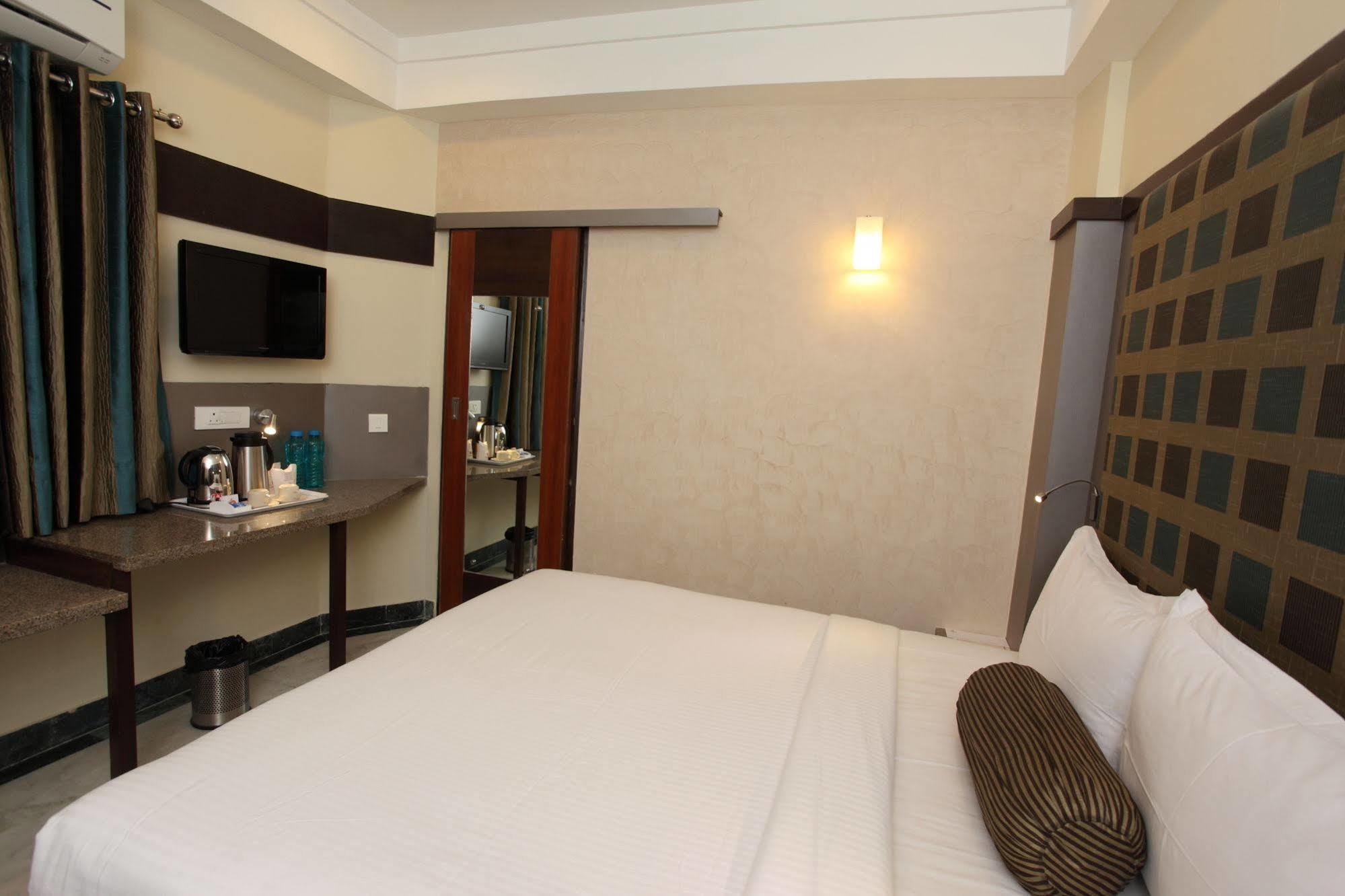 Hotel Dayal Udaipur Dış mekan fotoğraf